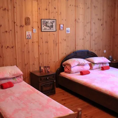 Iris Guest house *